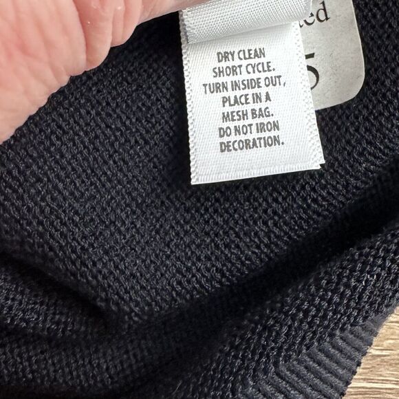 St John‎ Sport Womens Pullover Top Size P Wool Rayon Black Embellished Neckline - Picture 7 of 7